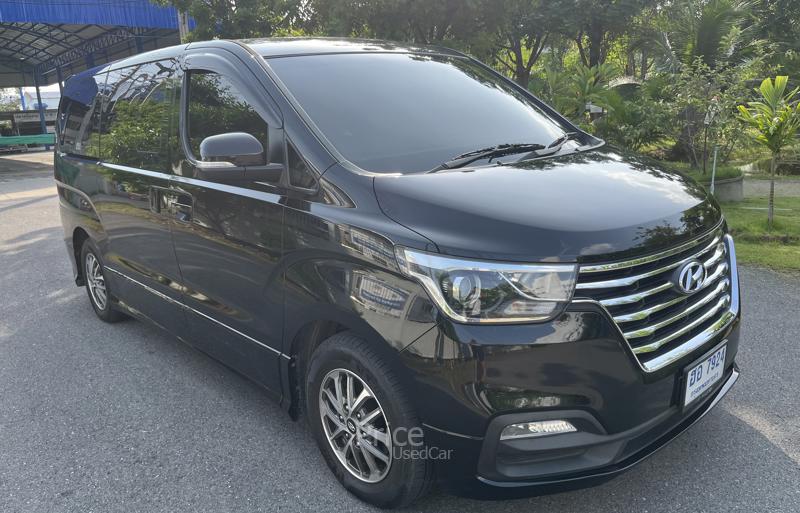 รถตู้มือสอง HYUNDAI H-1 รถปี 2019