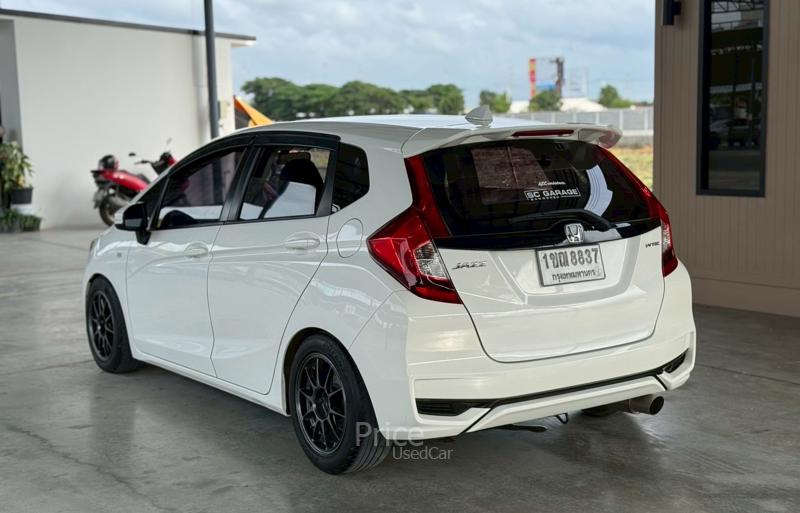 ขายรถเก๋งมือสอง-honda-ฮอนด้า-jazz-รถปี2020-รหัส90476-623c0ce3.jpg ขายรถเก๋งมือสอง-honda-ฮอนด้า-jazz-รถปี2020-รหัส90476-623c0ce3.jpg