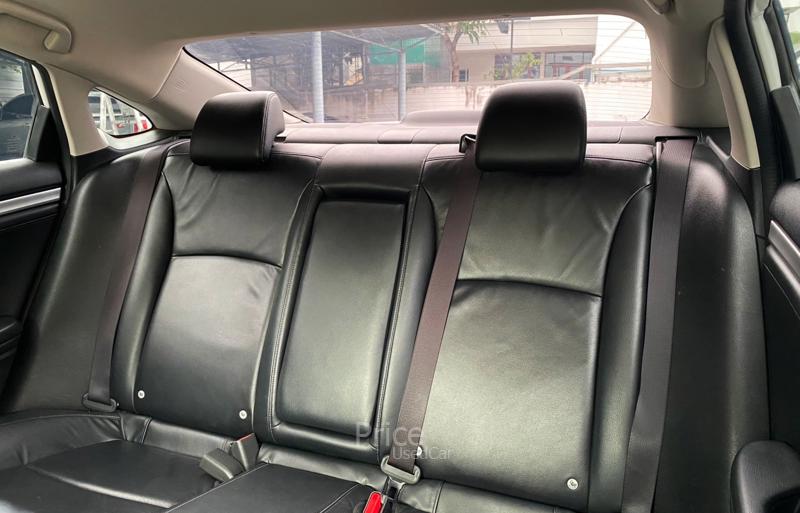 ขายรถเก๋งมือสอง-honda-ฮอนด้า-civic-รถปี2019-รหัส90480-dcc3516e.jpg ขายรถเก๋งมือสอง-honda-ฮอนด้า-civic-รถปี2019-รหัส90480-dcc3516e.jpg