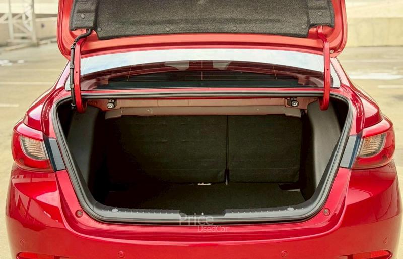 ขายรถเก๋งมือสอง-mazda-มาสด้า-2-รถปี2018-รหัส90539-651e1c39.jpg ขายรถเก๋งมือสอง-mazda-มาสด้า-2-รถปี2018-รหัส90539-651e1c39.jpg