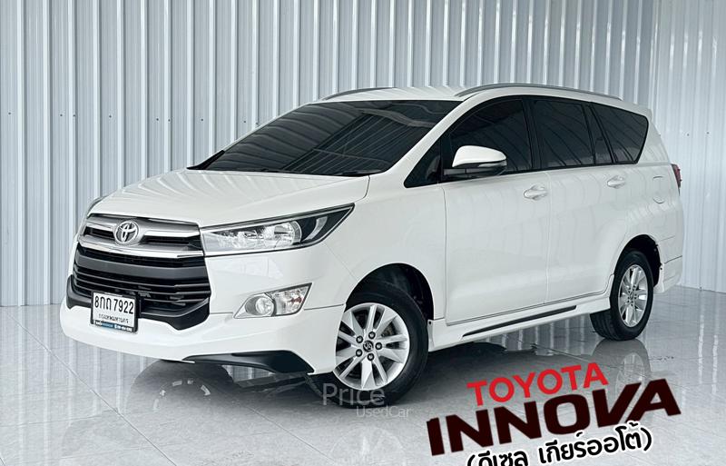 รถตู้มือสอง TOYOTA INNOVA รถปี 2019