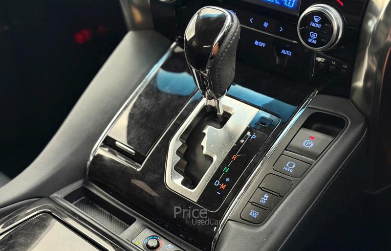 ขายรถตู้มือสอง-toyota-โตโยต้า-alphard-รถปี2021-รหัส90563-13238f7f.jpg