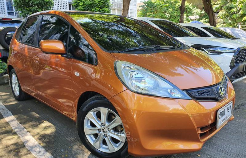 รถเก๋งมือสอง HONDA JAZZ รถปี 2012