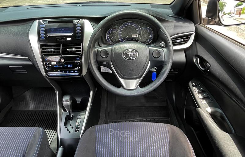 ขายรถเก๋งมือสอง-toyota-โตโยต้า-yaris-รถปี2018-รหัส90574-09703c48.jpg ขายรถเก๋งมือสอง-toyota-โตโยต้า-yaris-รถปี2018-รหัส90574-09703c48.jpg