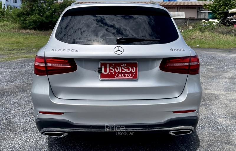 ขายรถเก๋งมือสอง-mercedes-benz-เมอร์เซเดสเบนซ์-glc250-รถปี2017-รหัส90596-cde6ce3e.jpg ขายรถเก๋งมือสอง-mercedes-benz-เมอร์เซเดสเบนซ์-glc250-รถปี2017-รหัส90596-cde6ce3e.jpg