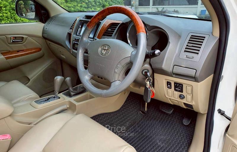 ขายรถอเนกประสงค์มือสอง-toyota-โตโยต้า-fortuner-รถปี2011-รหัส90601-8fed655d.jpg