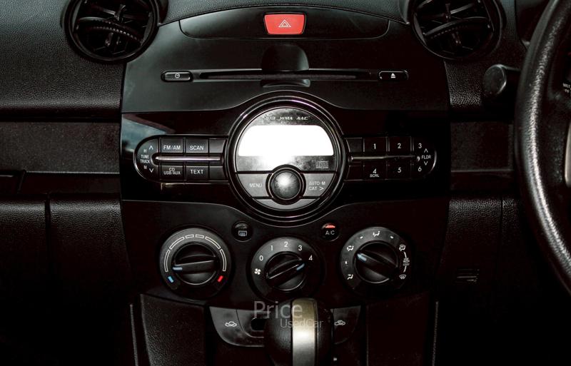 ขายรถเก๋งมือสอง-mazda-มาสด้า-2-รถปี2012-รหัส90641-cadacf6e.jpg ขายรถเก๋งมือสอง-mazda-มาสด้า-2-รถปี2012-รหัส90641-cadacf6e.jpg