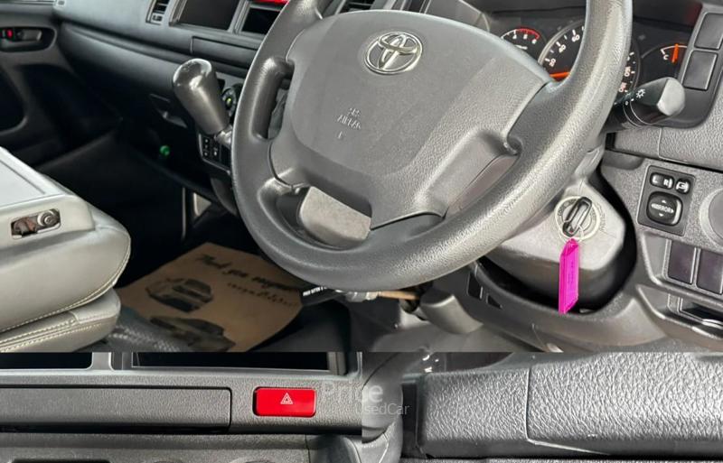 ขายรถตู้มือสอง-toyota-โตโยต้า-commuter-รถปี2017-รหัส90693-d56c52ed.jpg ขายรถตู้มือสอง-toyota-โตโยต้า-commuter-รถปี2017-รหัส90693-d56c52ed.jpg
