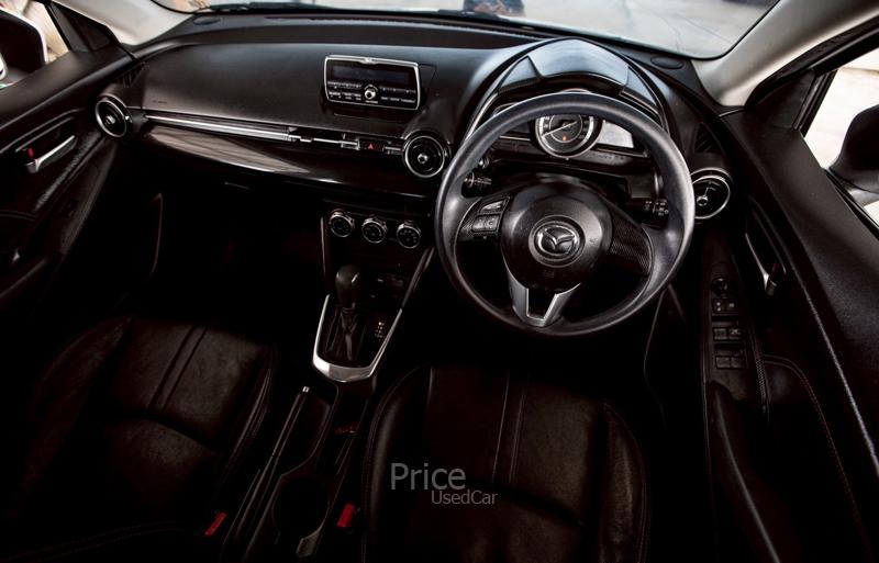 ขายรถเก๋งมือสอง-mazda-มาสด้า-2-รถปี2015-รหัส90727-ff120349.jpg ขายรถเก๋งมือสอง-mazda-มาสด้า-2-รถปี2015-รหัส90727-ff120349.jpg