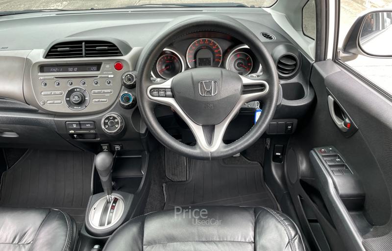 ขายรถเก๋งมือสอง-honda-ฮอนด้า-jazz-รถปี2009-รหัส90729-366b5c3a.jpg ขายรถเก๋งมือสอง-honda-ฮอนด้า-jazz-รถปี2009-รหัส90729-366b5c3a.jpg