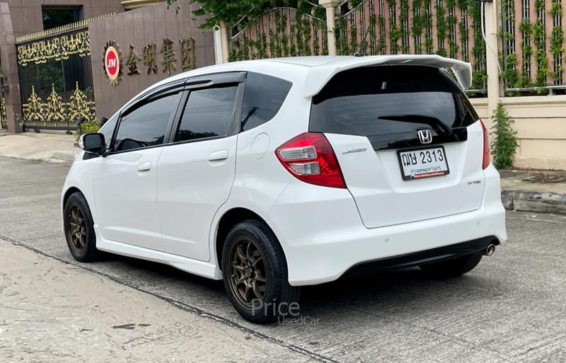 ขายรถเก๋งมือสอง-honda-ฮอนด้า-jazz-รถปี2009-รหัส90729-3c8d2c21.jpg ขายรถเก๋งมือสอง-honda-ฮอนด้า-jazz-รถปี2009-รหัส90729-3c8d2c21.jpg