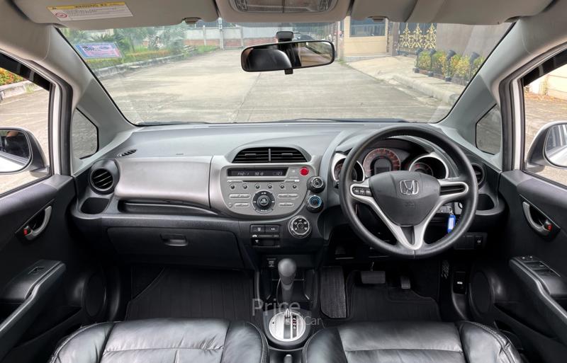ขายรถเก๋งมือสอง-honda-ฮอนด้า-jazz-รถปี2009-รหัส90729-589d1f0a.jpg ขายรถเก๋งมือสอง-honda-ฮอนด้า-jazz-รถปี2009-รหัส90729-589d1f0a.jpg