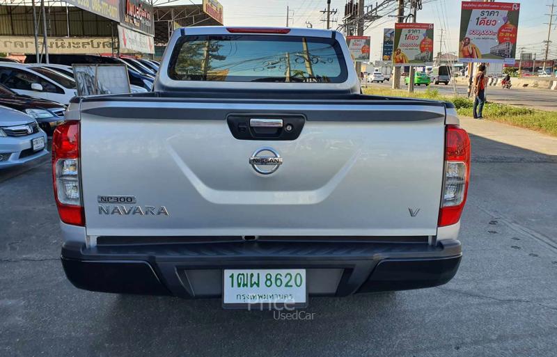 ขายรถกระบะมือสอง-nissan-นิสสัน-np-300-navara-รถปี2015-รหัส90734-1592b036.jpg ขายรถกระบะมือสอง-nissan-นิสสัน-np-300-navara-รถปี2015-รหัส90734-1592b036.jpg