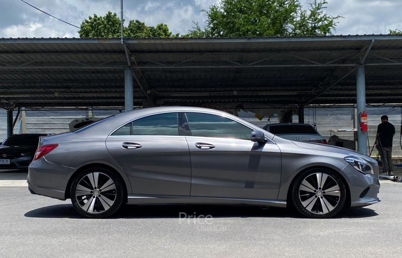 ขายรถเก๋งมือสอง-mercedes-benz-เมอร์เซเดสเบนซ์-cla200-รถปี2017-รหัส90742-a708f4d9.jpg ขายรถเก๋งมือสอง-mercedes-benz-เมอร์เซเดสเบนซ์-cla200-รถปี2017-รหัส90742-a708f4d9.jpg