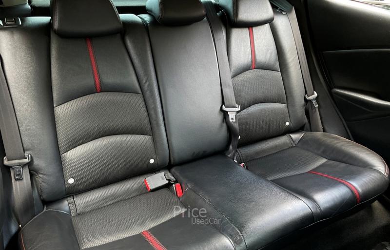 ขายรถเก๋งมือสอง-mazda-มาสด้า-2-รถปี2015-รหัส90764-ff996bdb.jpg ขายรถเก๋งมือสอง-mazda-มาสด้า-2-รถปี2015-รหัส90764-ff996bdb.jpg