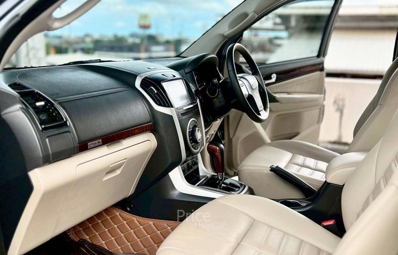 ขายรถอเนกประสงค์มือสอง-isuzu-อีซูซุ-mu-x-รถปี2019-รหัส90772-2cd4d73d.jpg