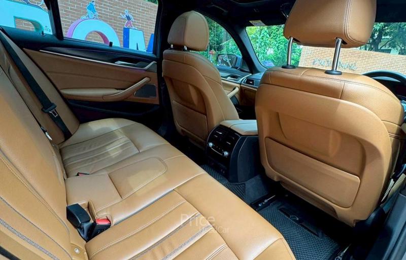 ขายรถเก๋งมือสอง-bmw-บีเอ็มดับบลิว-530i-รถปี2021-รหัส90924-18718459.jpg ขายรถเก๋งมือสอง-bmw-บีเอ็มดับบลิว-530i-รถปี2021-รหัส90924-18718459.jpg