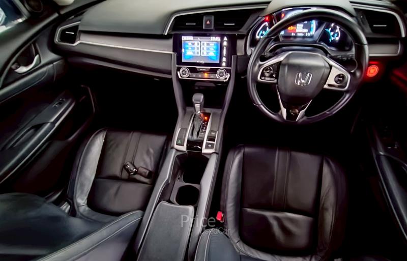 ขายรถเก๋งมือสอง-honda-ฮอนด้า-civic-รถปี2016-รหัส90951-847e2275.jpg ขายรถเก๋งมือสอง-honda-ฮอนด้า-civic-รถปี2016-รหัส90951-847e2275.jpg