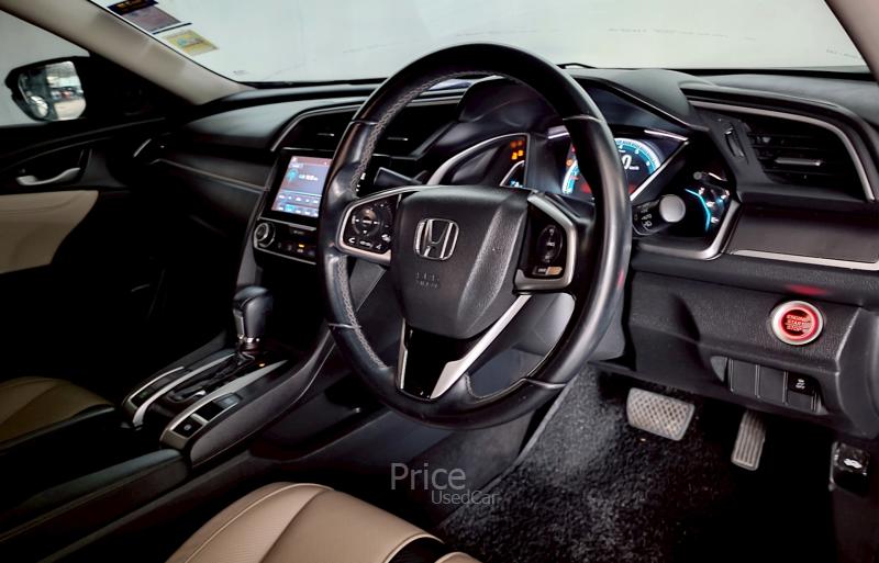 ขายรถเก๋งมือสอง-honda-ฮอนด้า-civic-รถปี2018-รหัส90953-e5b6bff7.jpg ขายรถเก๋งมือสอง-honda-ฮอนด้า-civic-รถปี2018-รหัส90953-e5b6bff7.jpg