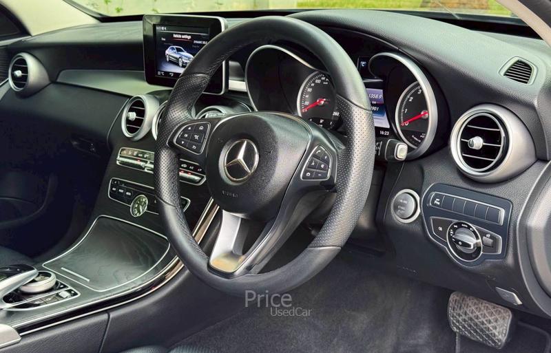 ขายรถเก๋งมือสอง-mercedes-benz-เมอร์เซเดสเบนซ์-c350e-รถปี2017-รหัส91003-6146d0ae.jpg ขายรถเก๋งมือสอง-mercedes-benz-เมอร์เซเดสเบนซ์-c350e-รถปี2017-รหัส91003-6146d0ae.jpg
