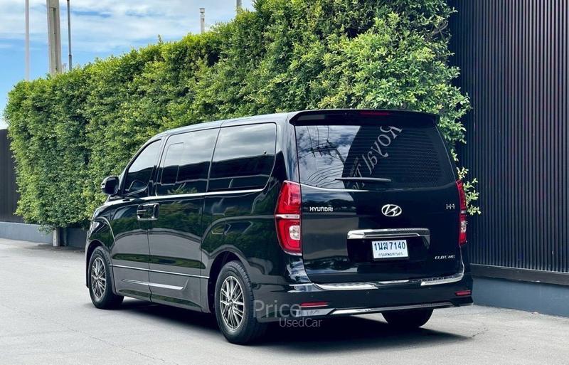 ขายรถตู้มือสอง-hyundai-ฮุนได-h-1-รถปี2018-รหัส91029-0badd242.jpg ขายรถตู้มือสอง-hyundai-ฮุนได-h-1-รถปี2018-รหัส91029-0badd242.jpg