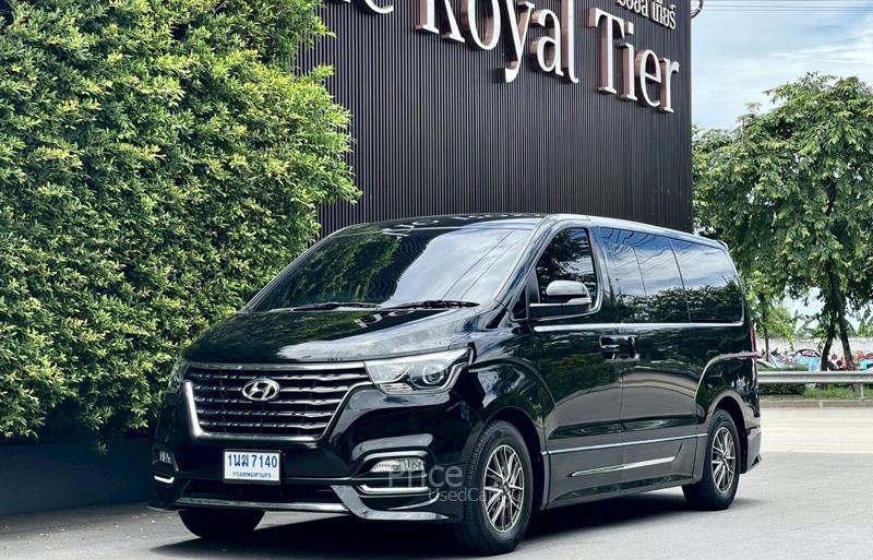รถตู้มือสอง HYUNDAI H-1 รถปี 2018 รถตู้มือสอง HYUNDAI H-1 รถปี 2018