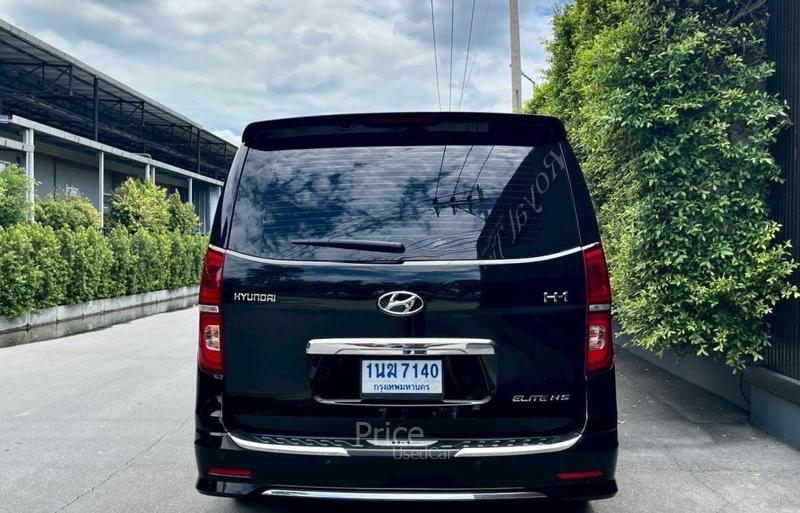 ขายรถตู้มือสอง-hyundai-ฮุนได-h-1-รถปี2018-รหัส91029-ae5811a5.jpg ขายรถตู้มือสอง-hyundai-ฮุนได-h-1-รถปี2018-รหัส91029-ae5811a5.jpg
