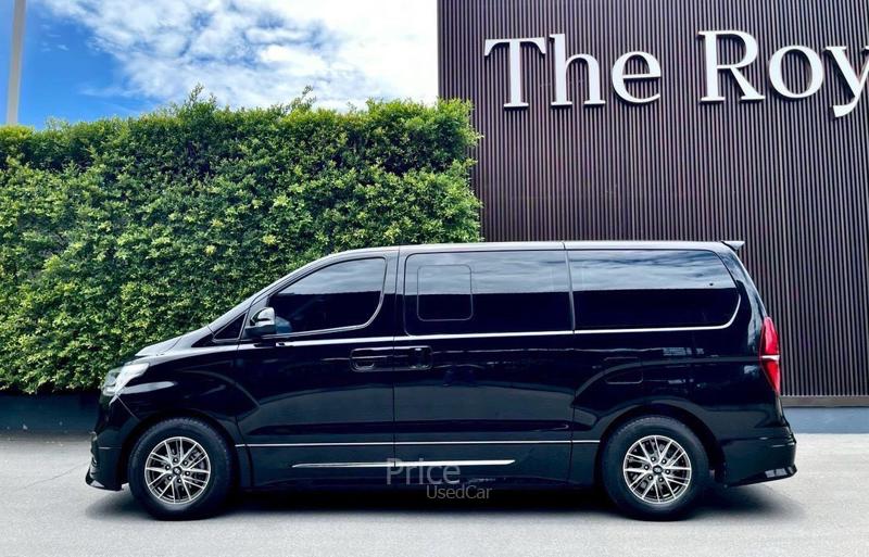 ขายรถตู้มือสอง-hyundai-ฮุนได-h-1-รถปี2018-รหัส91029-c7a89426.jpg ขายรถตู้มือสอง-hyundai-ฮุนได-h-1-รถปี2018-รหัส91029-c7a89426.jpg