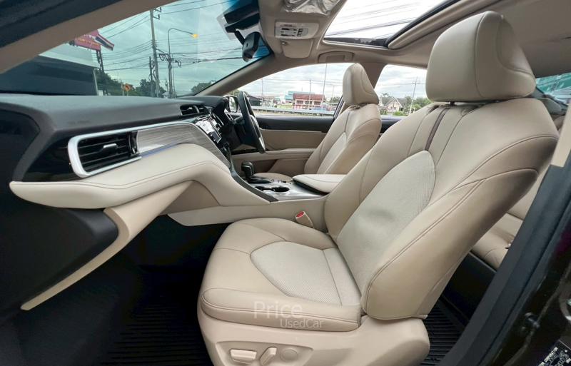 ขายรถเก๋งมือสอง-toyota-โตโยต้า-camry-รถปี2019-รหัส91057-a80ebc44.jpg ขายรถเก๋งมือสอง-toyota-โตโยต้า-camry-รถปี2019-รหัส91057-a80ebc44.jpg