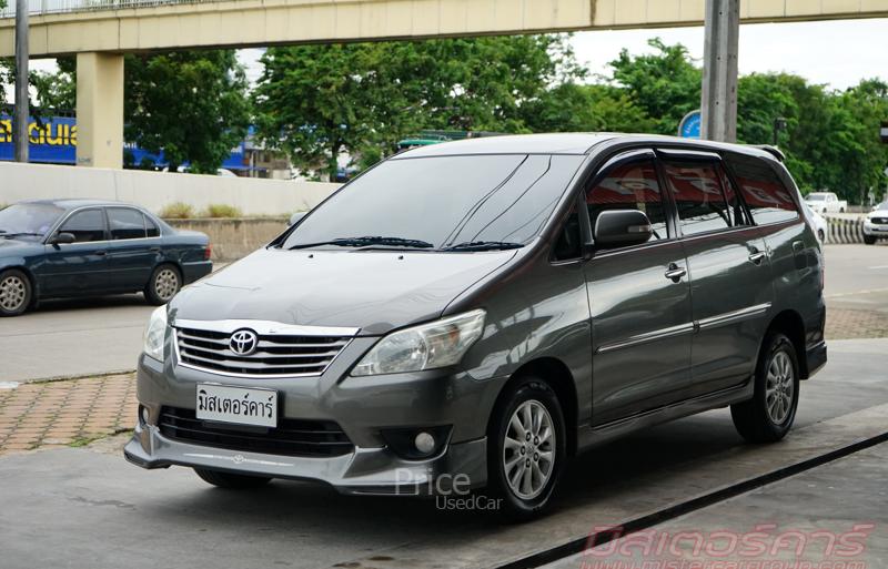 รถตู้มือสอง TOYOTA INNOVA รถปี 2013 รถตู้มือสอง TOYOTA INNOVA รถปี 2013