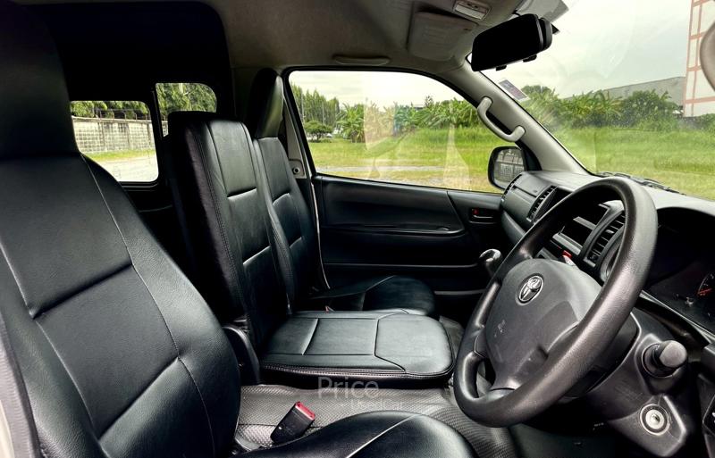 ขายรถตู้มือสอง-toyota-โตโยต้า-commuter-รถปี2017-รหัส91065-6946bb81.jpg ขายรถตู้มือสอง-toyota-โตโยต้า-commuter-รถปี2017-รหัส91065-6946bb81.jpg