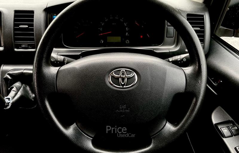 ขายรถตู้มือสอง-toyota-โตโยต้า-commuter-รถปี2017-รหัส91065-89236586.jpg ขายรถตู้มือสอง-toyota-โตโยต้า-commuter-รถปี2017-รหัส91065-89236586.jpg