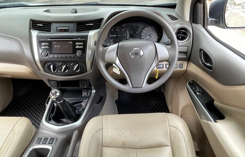 ขายรถกระบะมือสอง-nissan-นิสสัน-np-300-navara-รถปี2017-รหัส91072-6167e21e.jpg