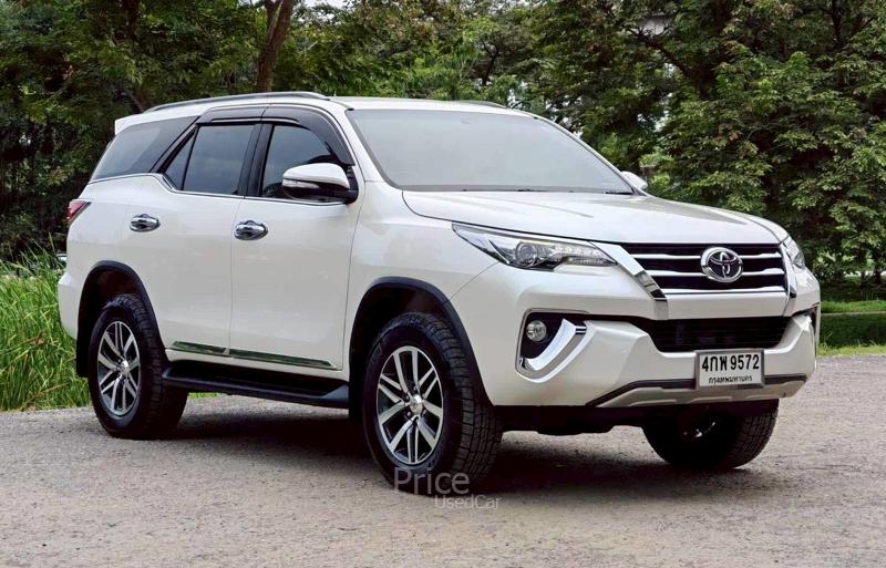 รถอเนกประสงค์มือสอง TOYOTA FORTUNER รถปี 2015