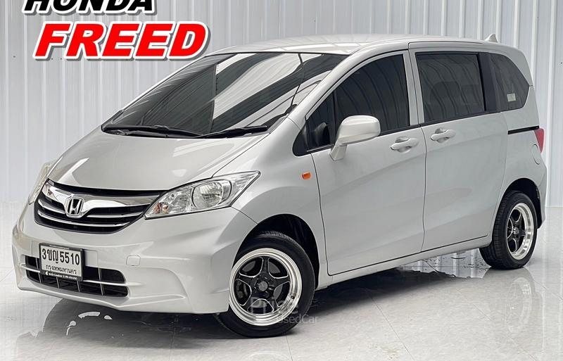 รถเก๋งมือสอง HONDA FREED รถปี 2013
