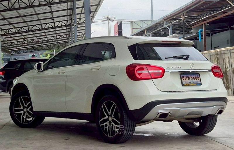 ขายรถเก๋งมือสอง-mercedes-benz-เมอร์เซเดสเบนซ์-gla200-รถปี2016-รหัส91354-4844ea90.jpg