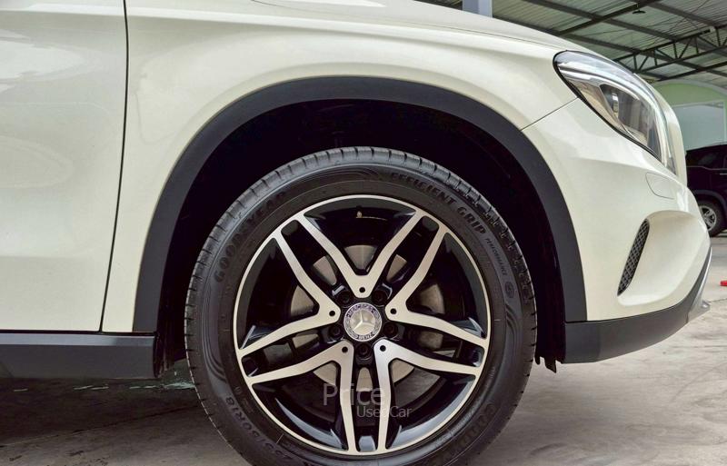 ขายรถเก๋งมือสอง-mercedes-benz-เมอร์เซเดสเบนซ์-gla200-รถปี2016-รหัส91354-af7cd378.jpg