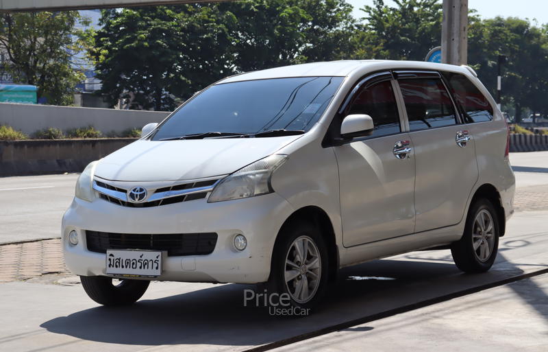 รถเก๋งมือสอง TOYOTA AVANZA รถปี 2013