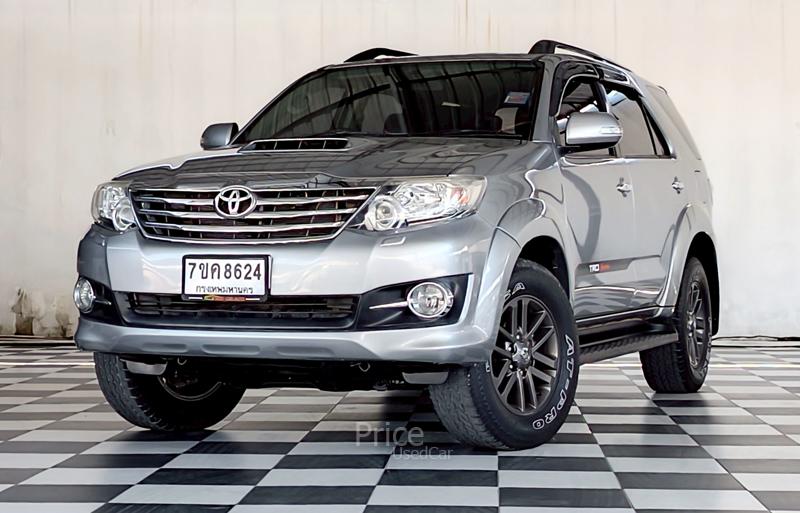 รถอเนกประสงค์มือสอง TOYOTA FORTUNER รถปี 2012