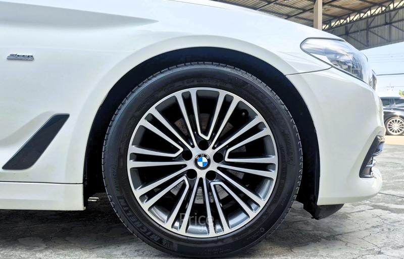 ขายรถเก๋งมือสอง-bmw-บีเอ็มดับบลิว-520d-รถปี2018-รหัส91413-c999f2f3.jpg