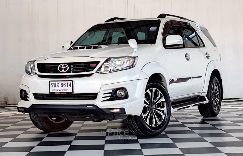รถอเนกประสงค์มือสอง TOYOTA FORTUNER รถปี 2015