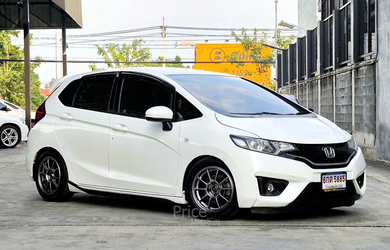 รถเก๋งมือสอง HONDA JAZZ รถปี 2015