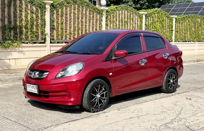 รถเก๋งมือสอง HONDA BRIO รถปี 2013
