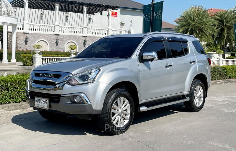 รถอเนกประสงค์มือสอง ISUZU MU-X รถปี 2017