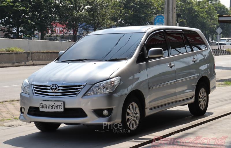 รถตู้มือสอง TOYOTA INNOVA รถปี 2016