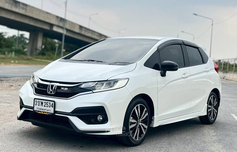รถเก๋งมือสอง HONDA JAZZ รถปี 2022