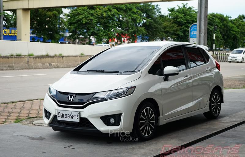 รถเก๋งมือสอง HONDA JAZZ รถปี 2014