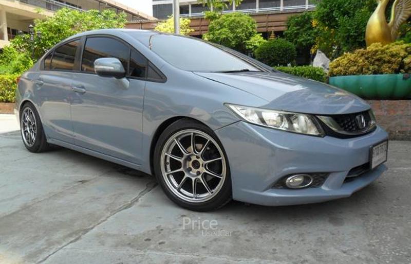 รถเก๋งมือสอง HONDA CIVIC รถปี 2014