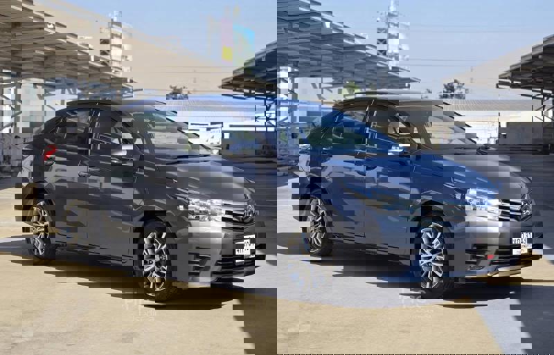 รถเก๋งมือสอง TOYOTA ALTIS รถปี 2014