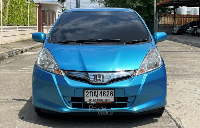 ขายรถเก๋งมือสอง-honda-ฮอนด้า-jazz-รถปี2013-รหัส92915-ac399fba.jpg